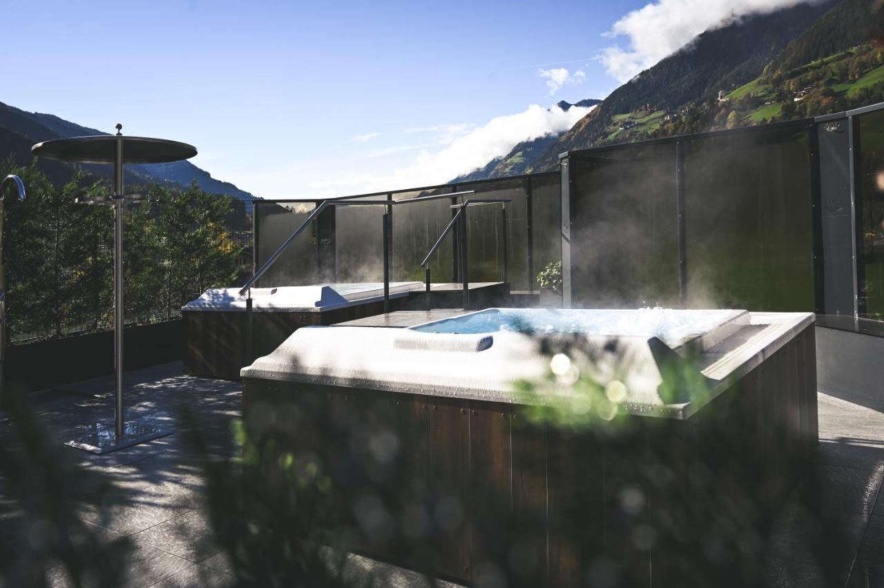 Wiesenhof Gardenresort San Leonardo in Passiria Exterior foto